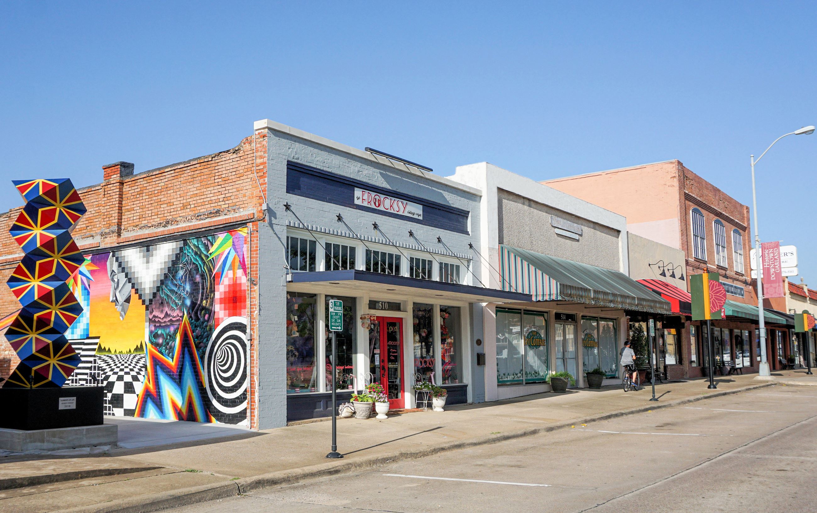 Tennis court construction services in Garland, TX