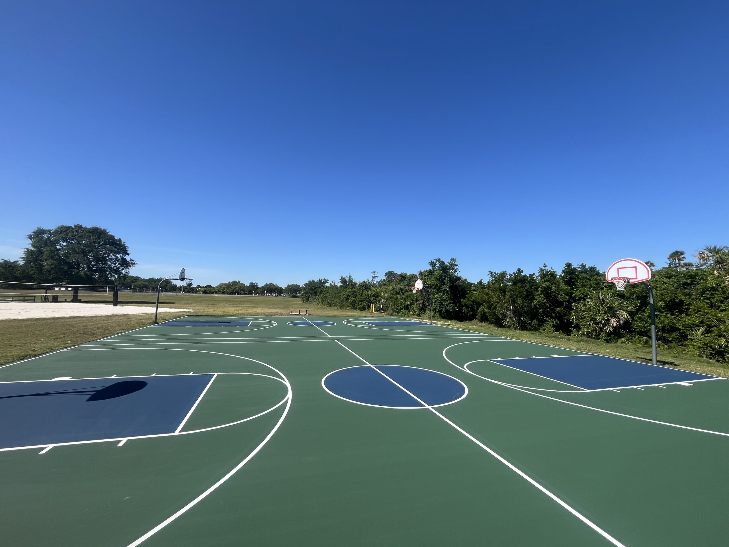 Court Resurfacing services in Dallas, Texas - professional tennis court construction and installation