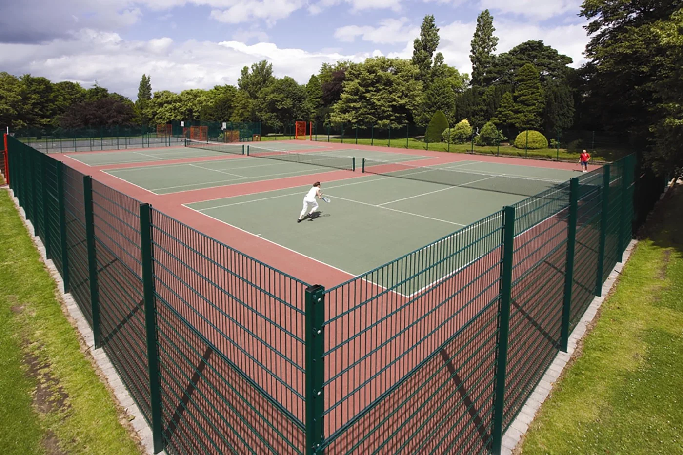 Tennis Court Fencing services in Dallas, Texas - professional tennis court construction and installation